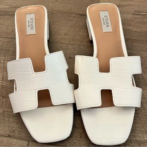 Harlien Croc Embossed Slide Sandal